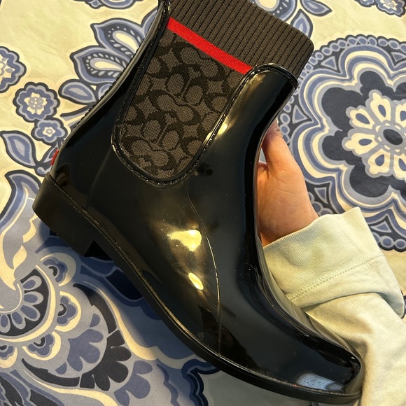 Coach Rain Boots Size 7 - Picture 2 of 9